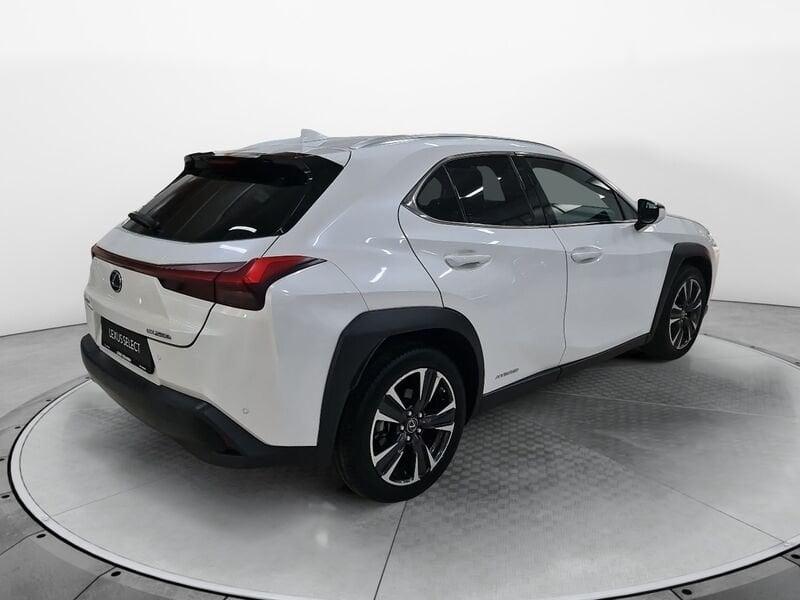 Lexus UX Hybrid 4WD Premium