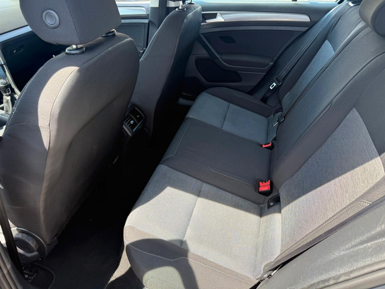 Volkswagen Golf Business 1.6 TDI 5p. Highline BlueMotion Technology