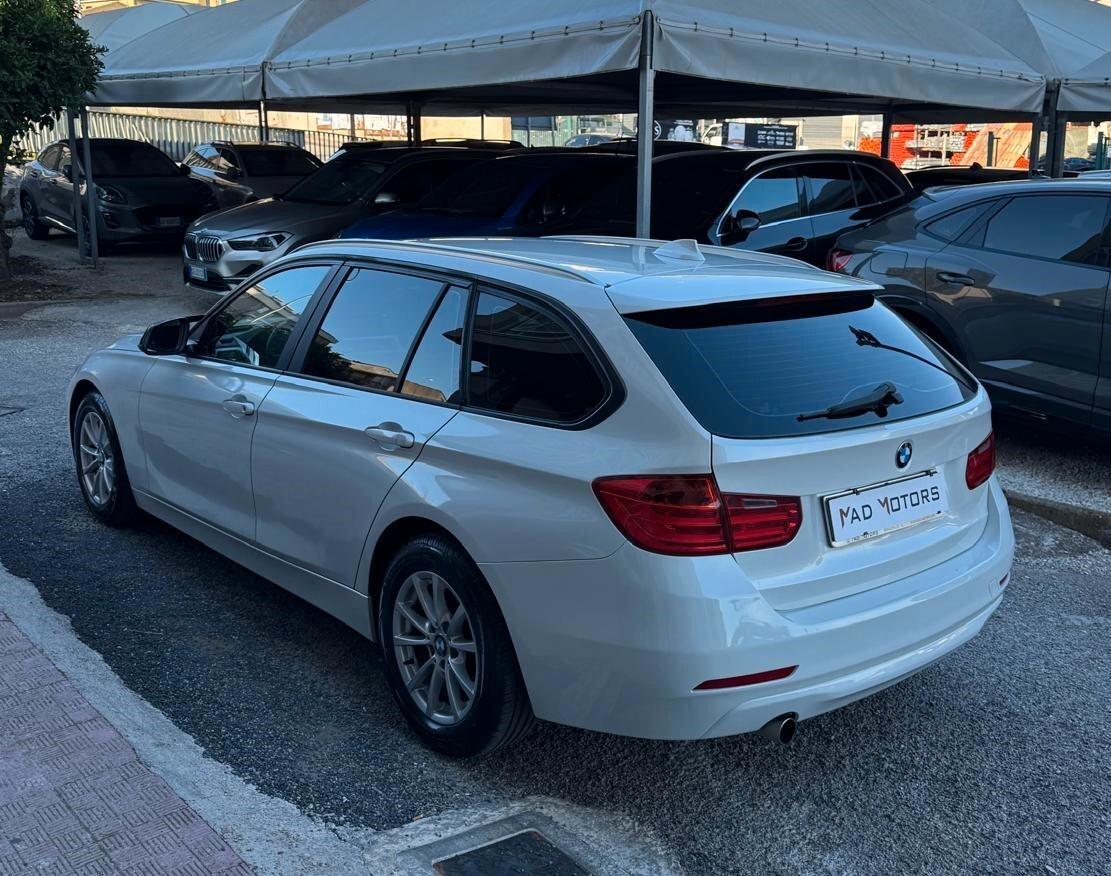Bmw 318d Touring Luxury 143Cv