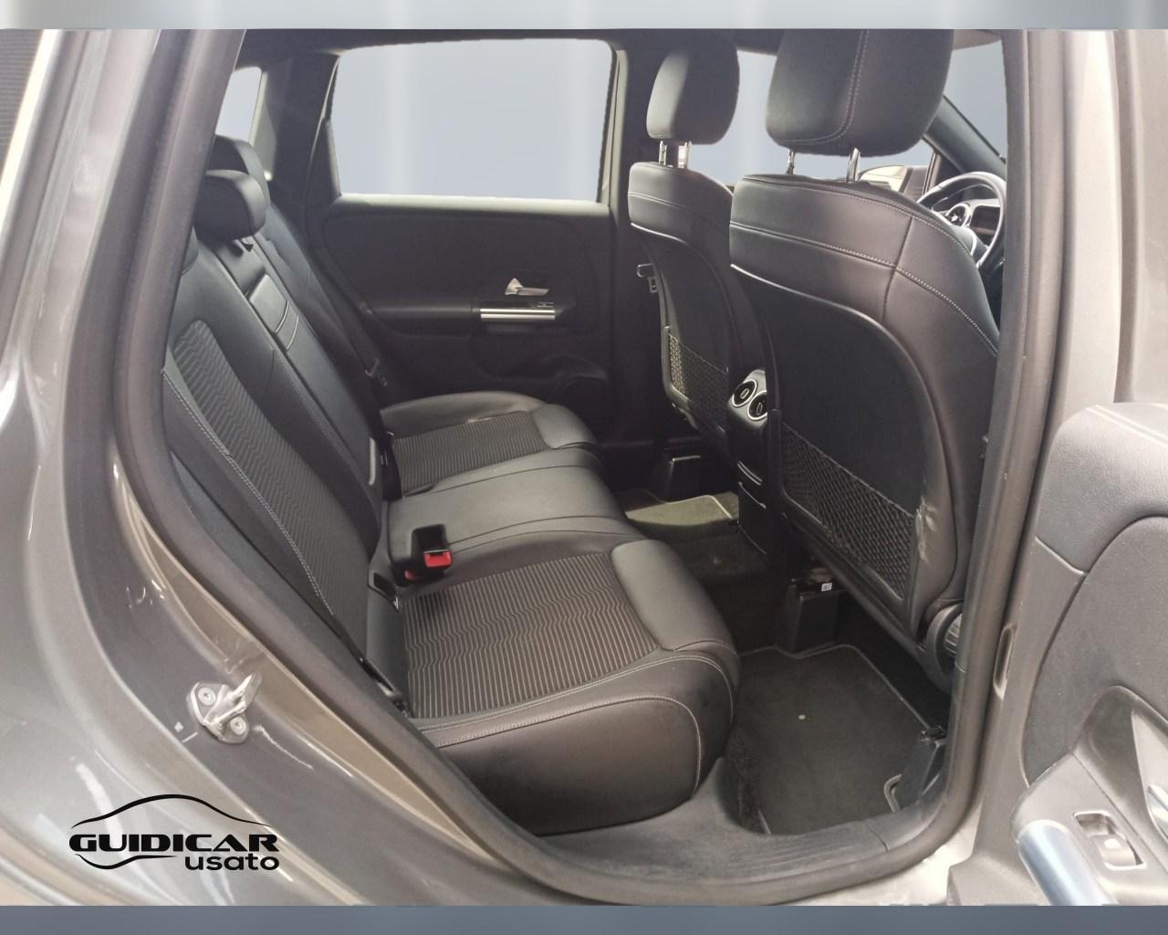 Mercedes-Benz Classe B - W247 2018 - B 180 d Sport Plus auto