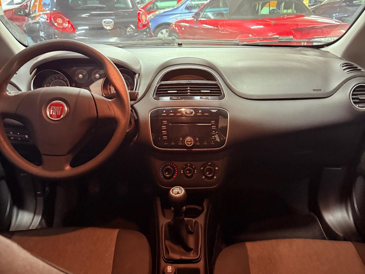 INCREDIBILE FIAT PUNTO CON SOLI 13.937 KM