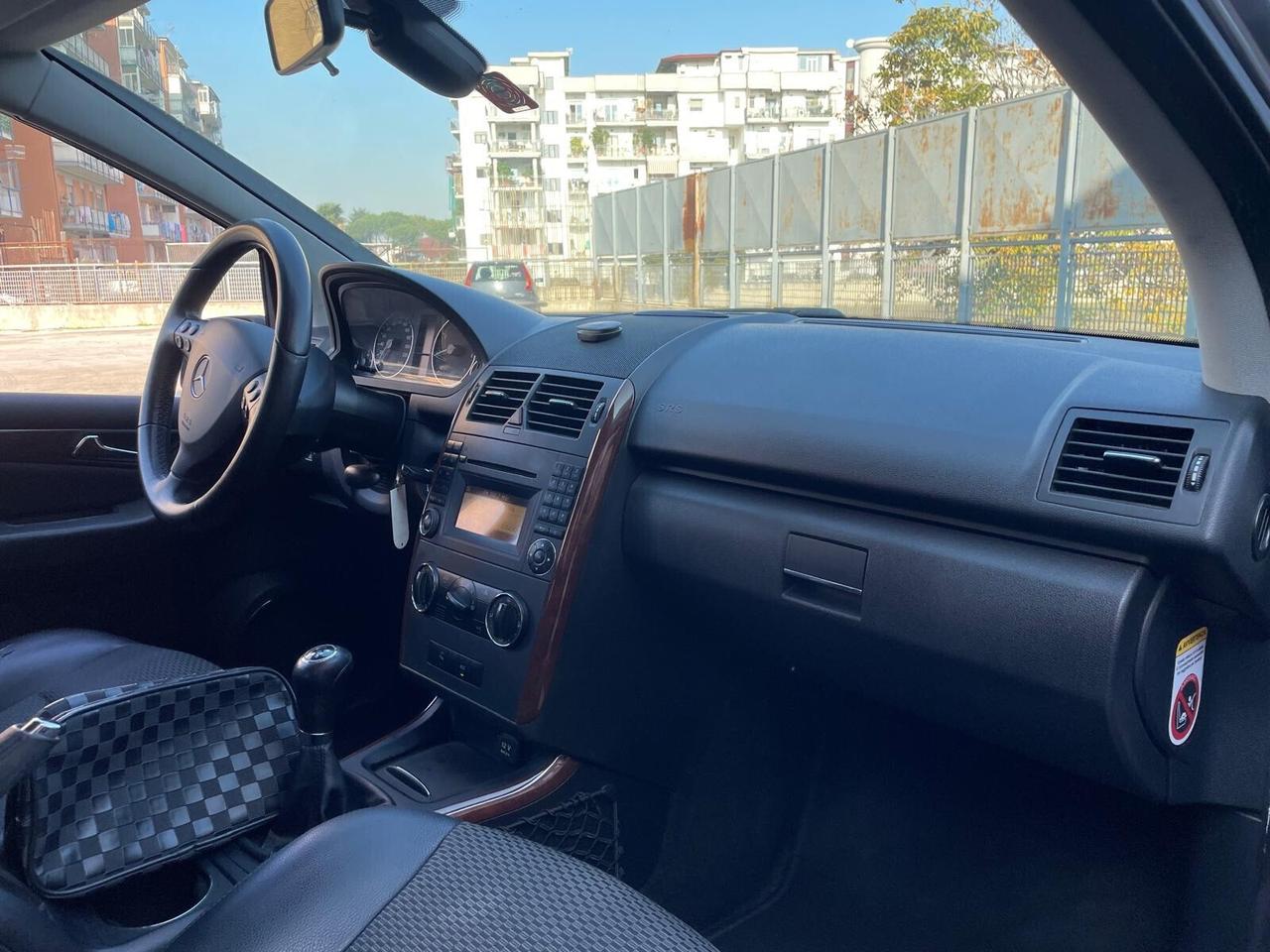 Mercedes-benz A 180 Restayling BlueEFFICIENCY Executive Full