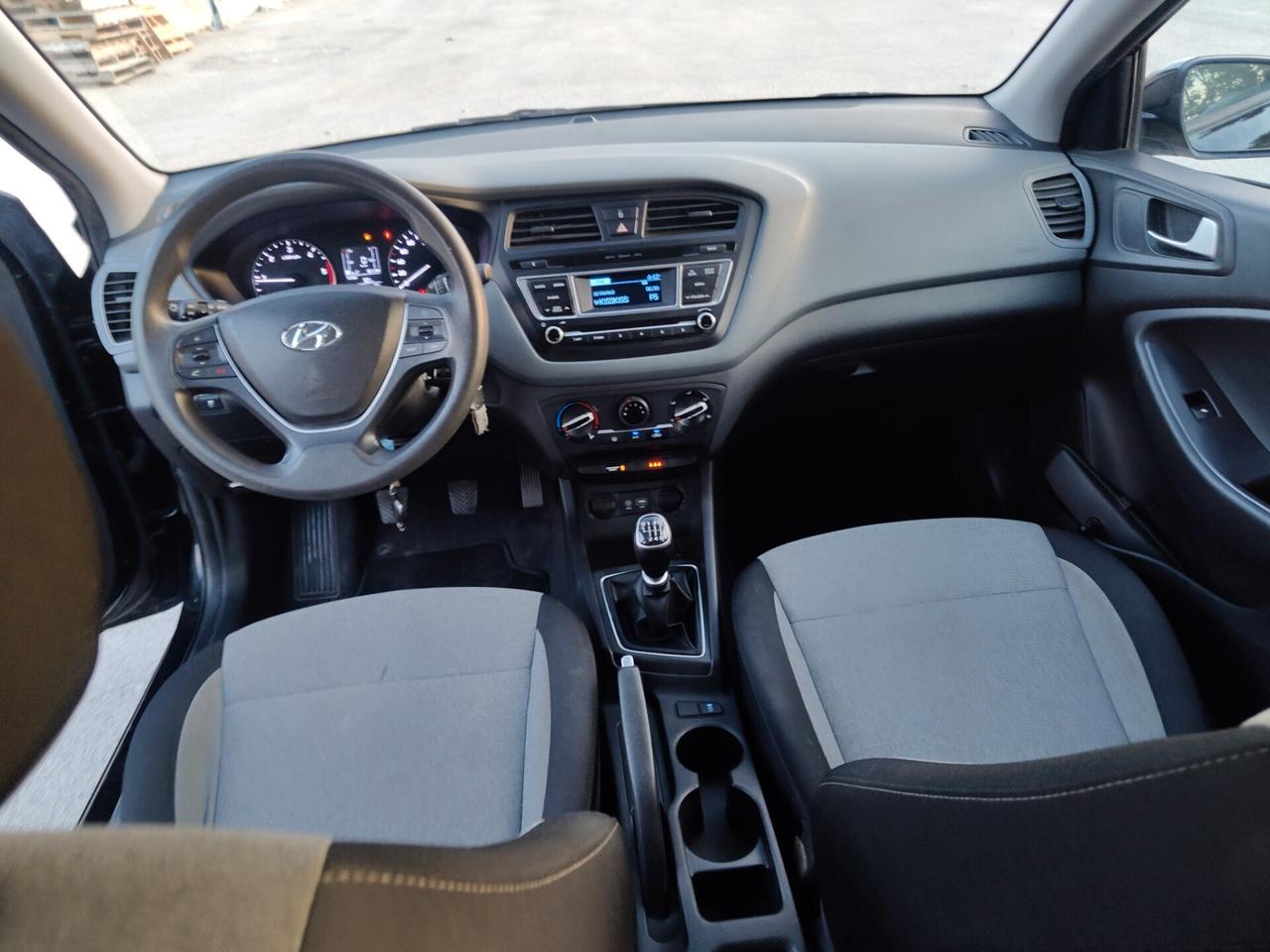 Hyundai i20 1.1 CRDi 5p Comfort KM54.000