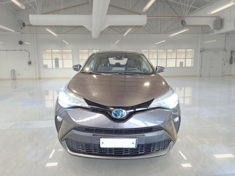 TOYOTA C-HR 1.8H 98CV E-CVT Business