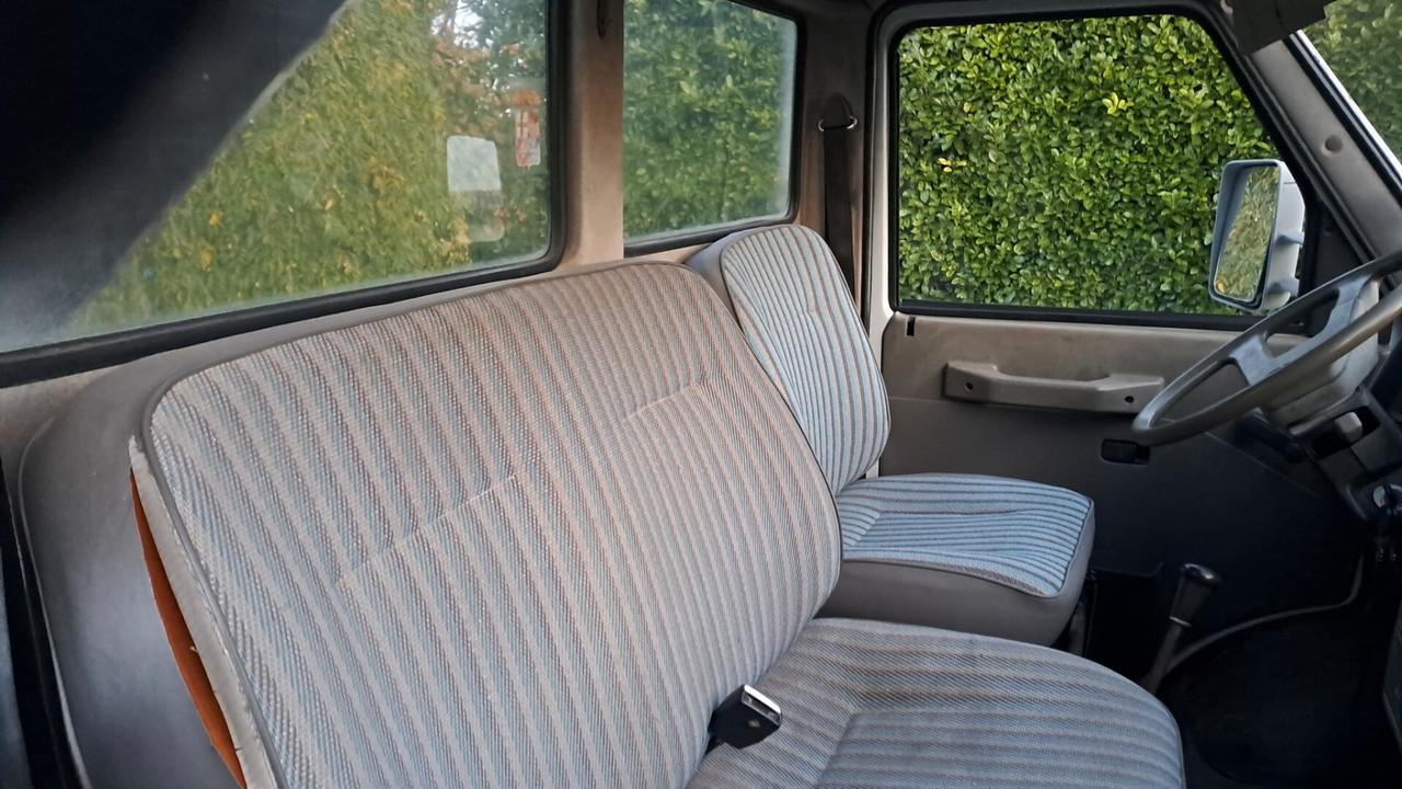 Iveco daily 35-8 RIBALTABILE tri laterale POCHI KM