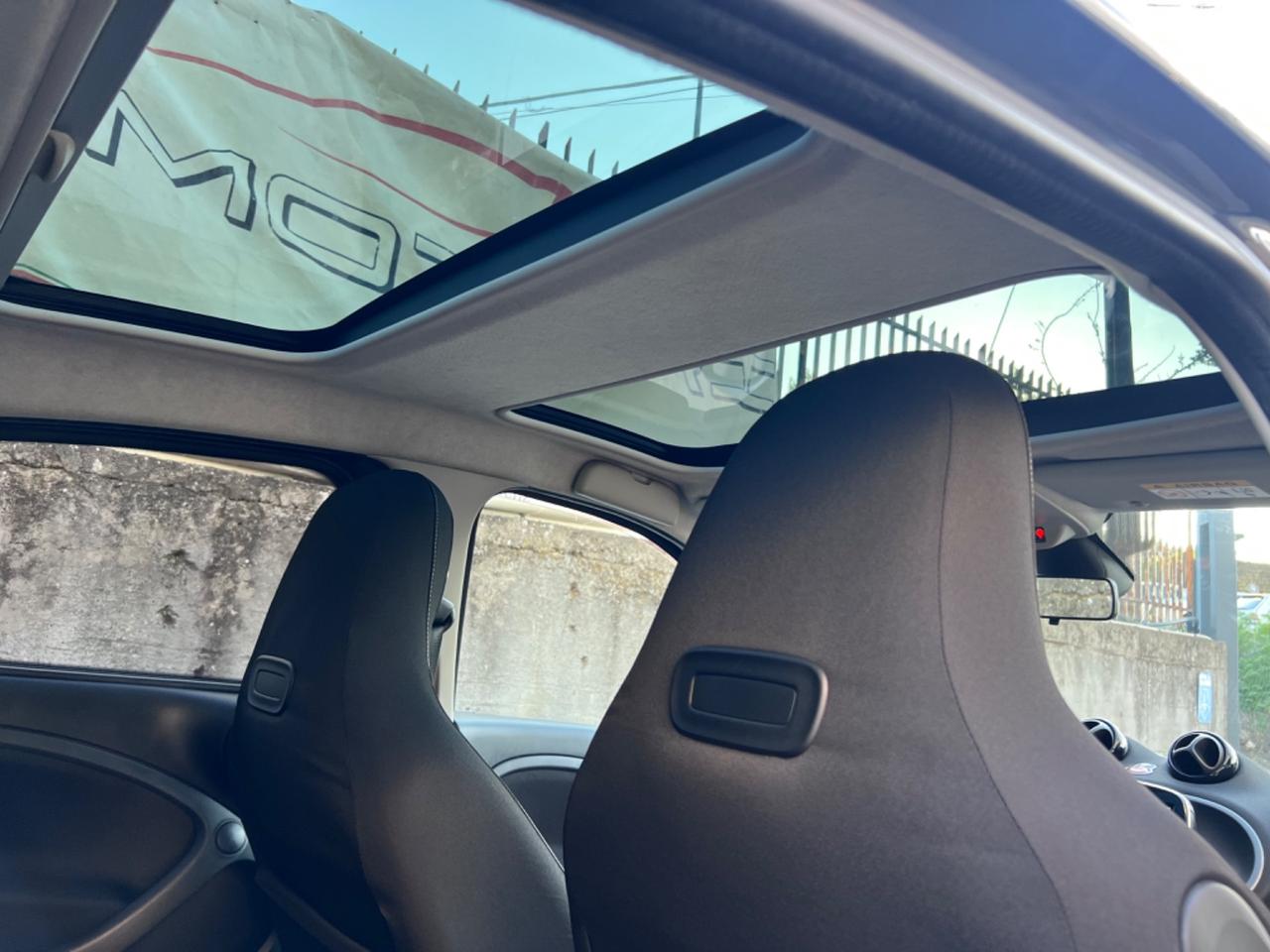 Smart ForFour 90 0.9 Turbo twinamic Passion+Navi-Retrocamera+Blockshaft