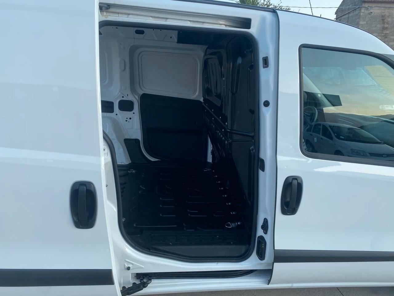 Fiat Doblò PC-TN 1.6 Mjt 105 CV Euro 6D 2022