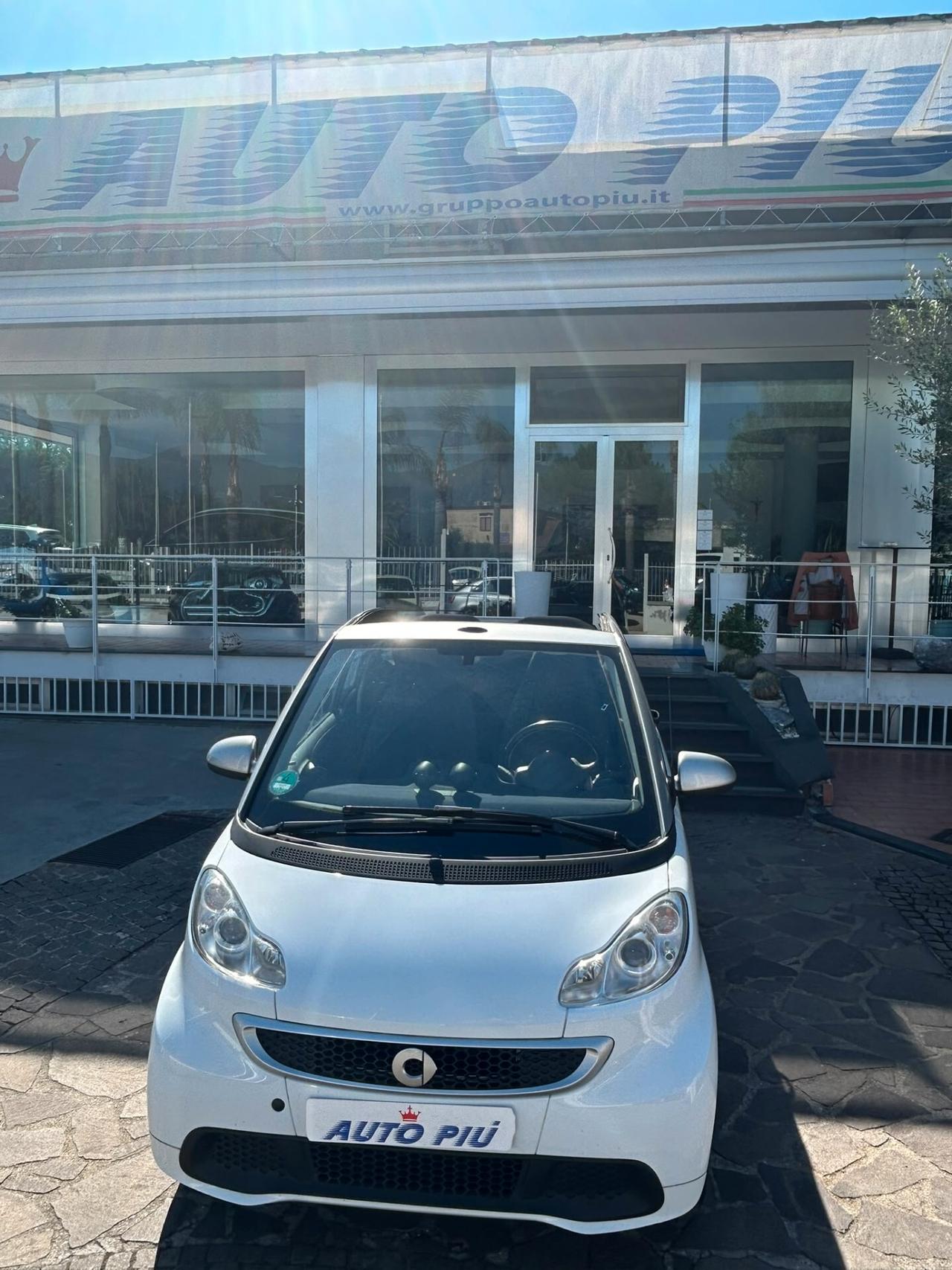 Smart ForTwo 1000 52 kW MHD cabrio passion