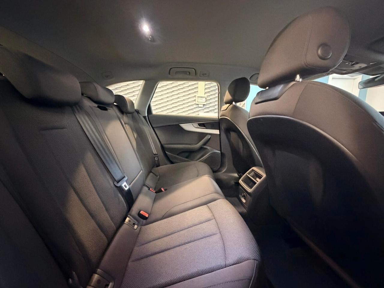 Audi A4 Avant 35 TDI/163 CV S tronic Business