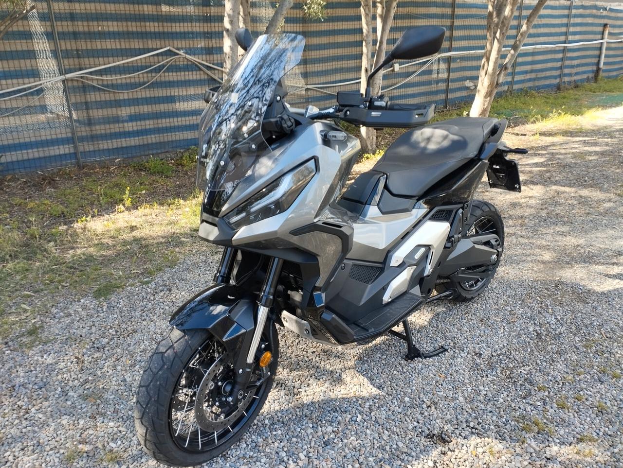 Honda X-ADV 750 ABS DCT