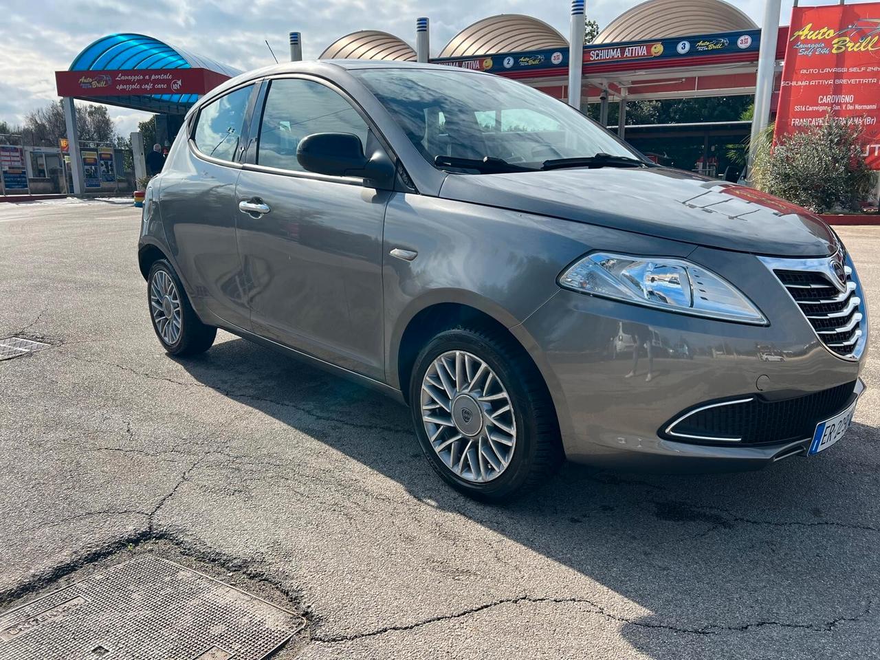 Lancia Ypsilon 1.3 MJT 16V 95 CV 5 porte S&S Platinum