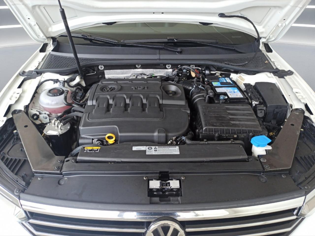 Volkswagen Passat variant 2.0 tdi executive 150cv dsg 7m