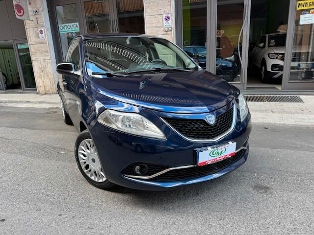 Lancia Ypsilon 1.3 MJT 95 CV Gold Euro 6