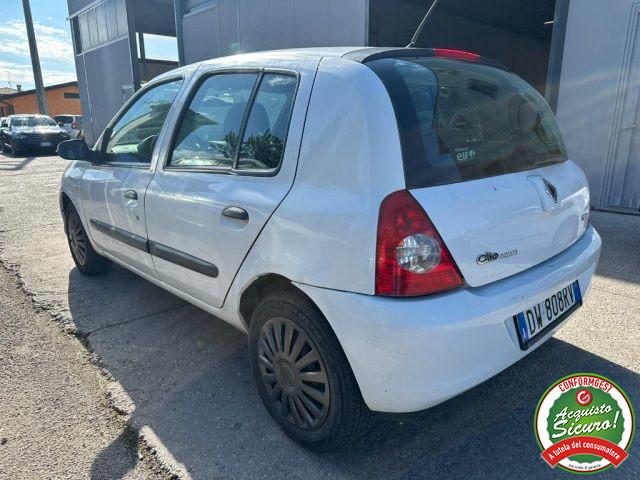 RENAULT Clio 1.2 16V 5 porte Confort