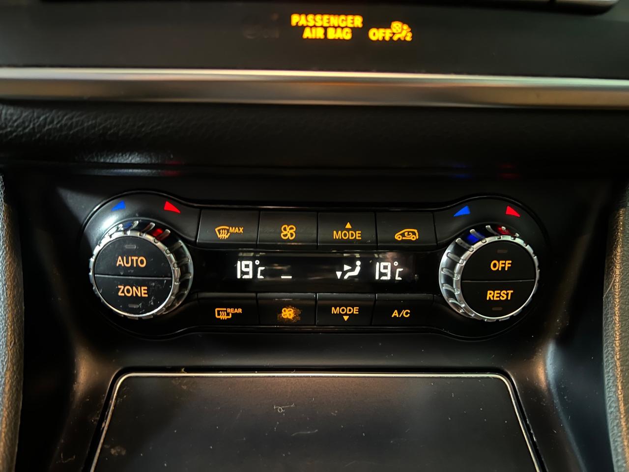 Mercedes-benz GLA 200 d Automatic 4Matic Premium