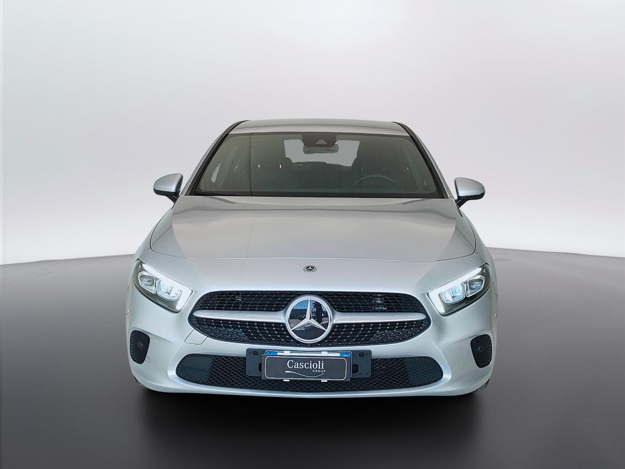 Mercedes-Benz Classe A - W177 2018 - A 180 d Sport auto