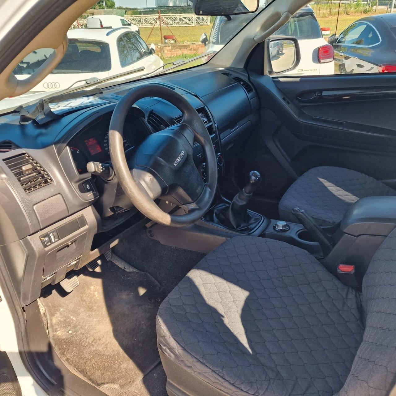 Isuzu D-Max 2.5 Crew Cab Satellite 4WD UNICO PROPRIETARIO TAGLIANDI UFFICIALI