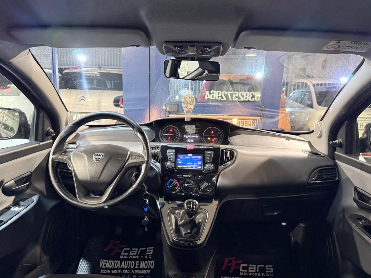 Lancia Ypsilon 1.3 MJT 16V 80 CV 5 porte S&S Platinum