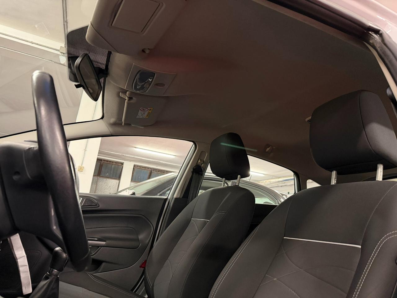 Ford Fiesta 1.2 60CV 5 porte Titanium