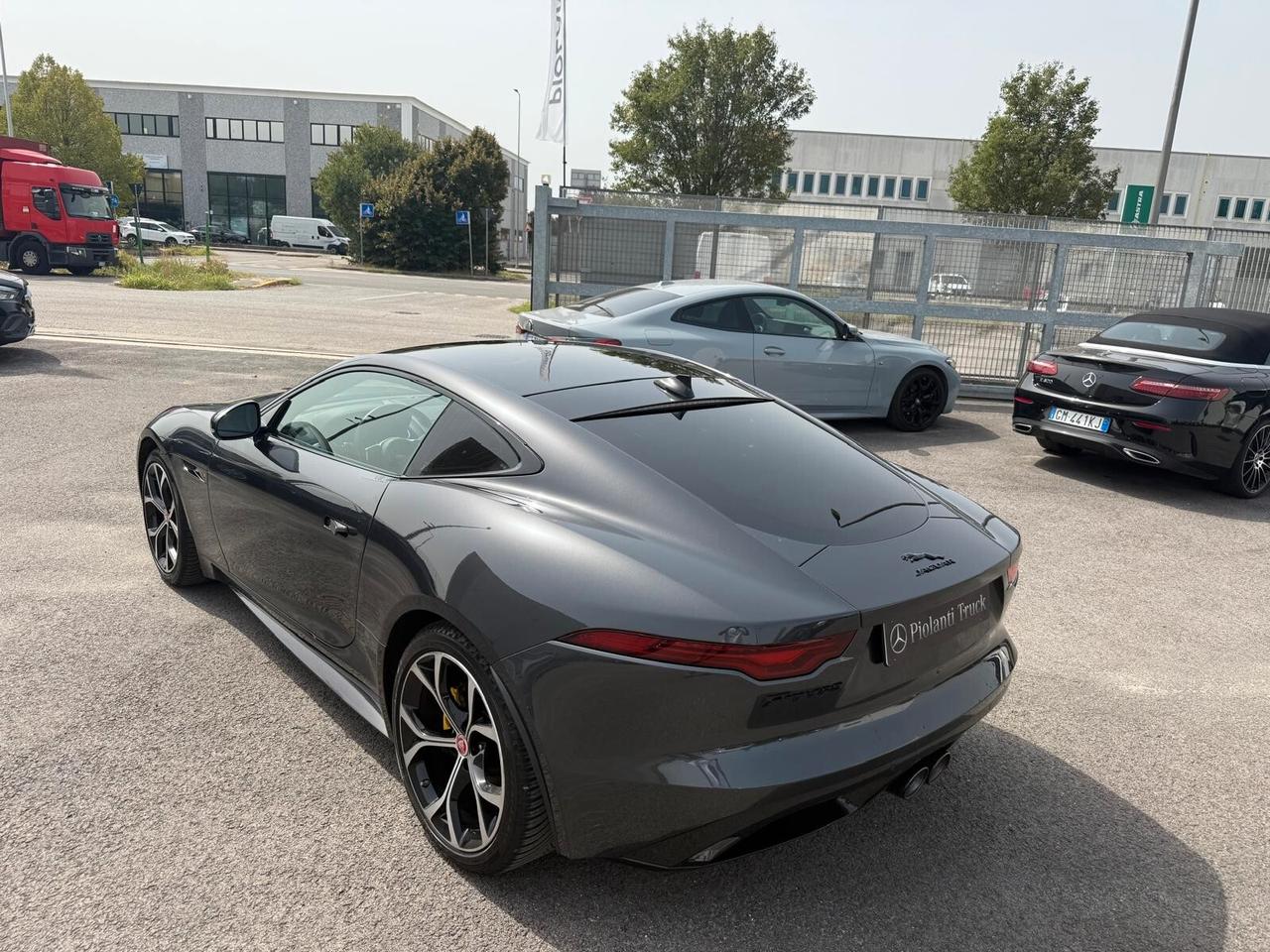 Jaguar F-Type 2.0 aut. Coupé R-Dynamic Black