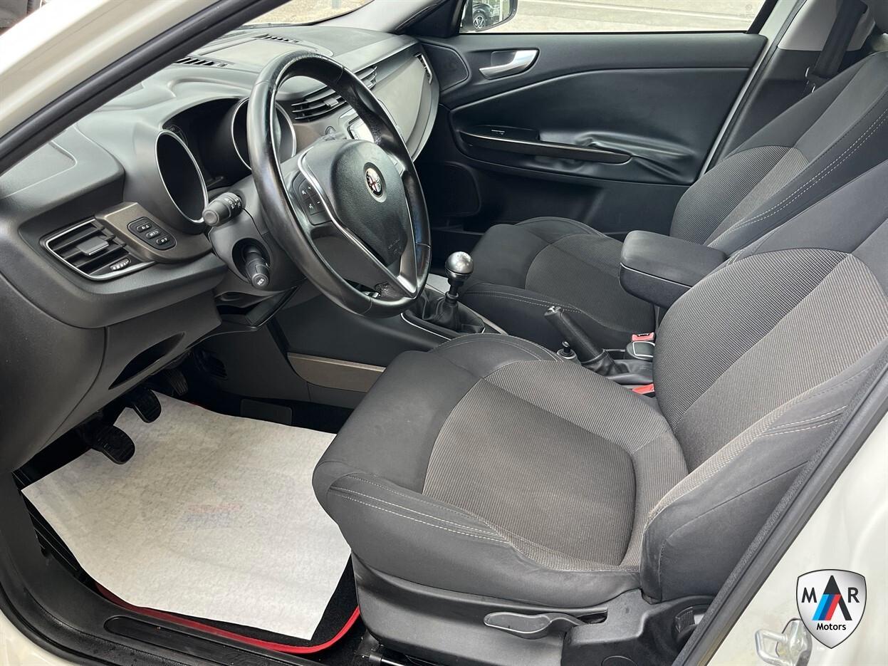 Alfa Romeo Giulietta 1.6 JTDm-2 105 CV Distinctive