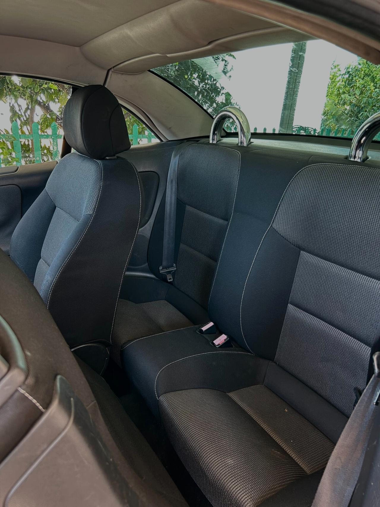 Peugeot 207 1.6 VTi 120CV CC Roland Garros