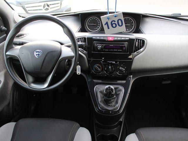 LANCIA Ypsilon 1.2 69 CV 5 porte Silver