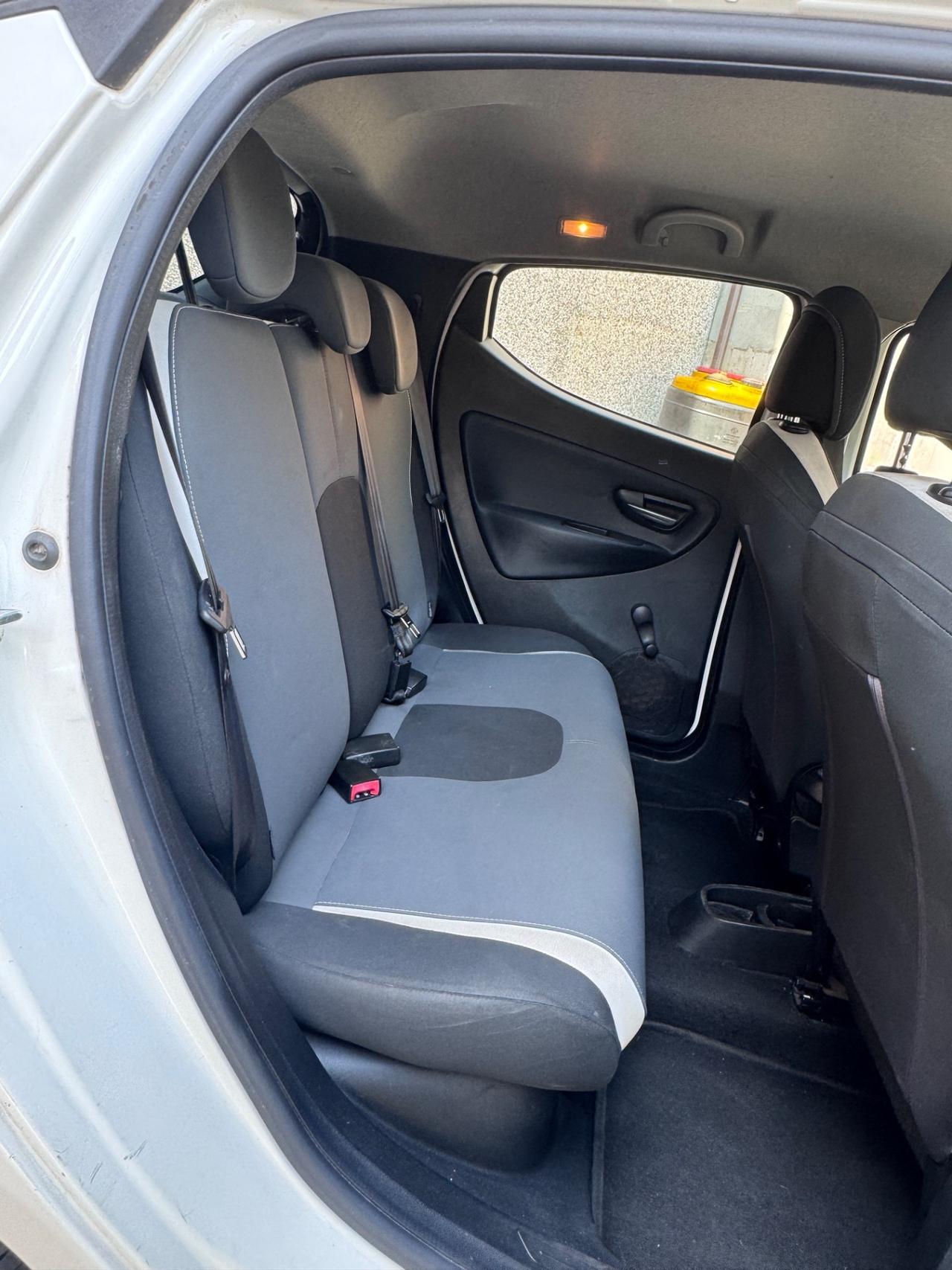 Lancia Ypsilon 1.2 69 CV 5 porte GPL Ecochic Gold
