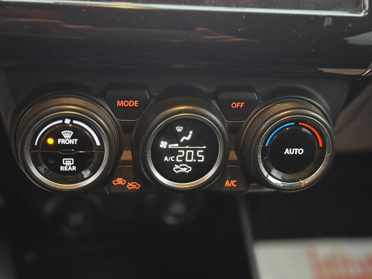 Suzuki Swift 1.2 Hybrid Top