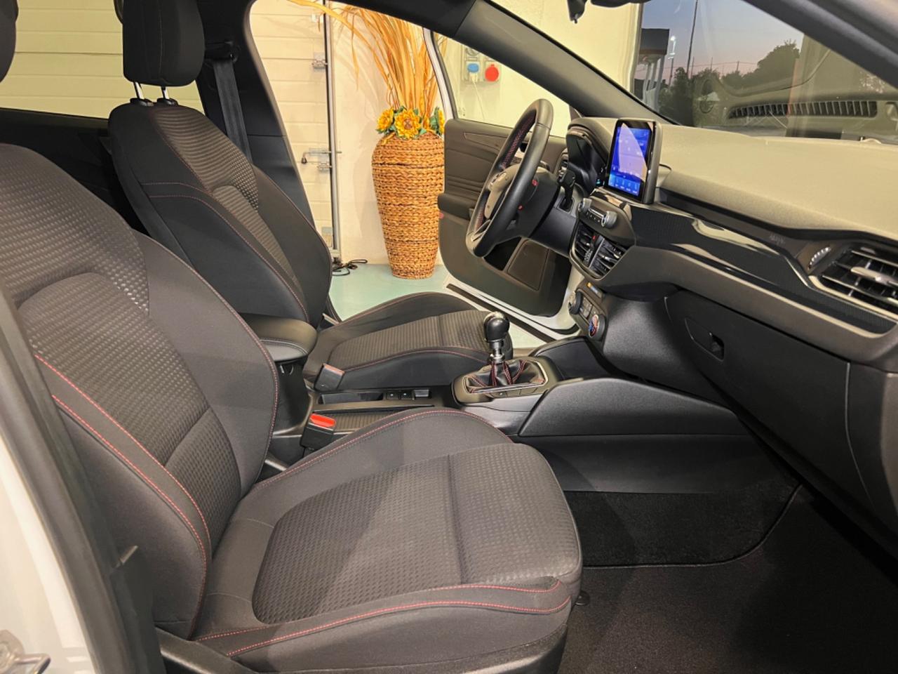 Ford Focus 1.5 EcoBlue 120 CV SW ST-Line