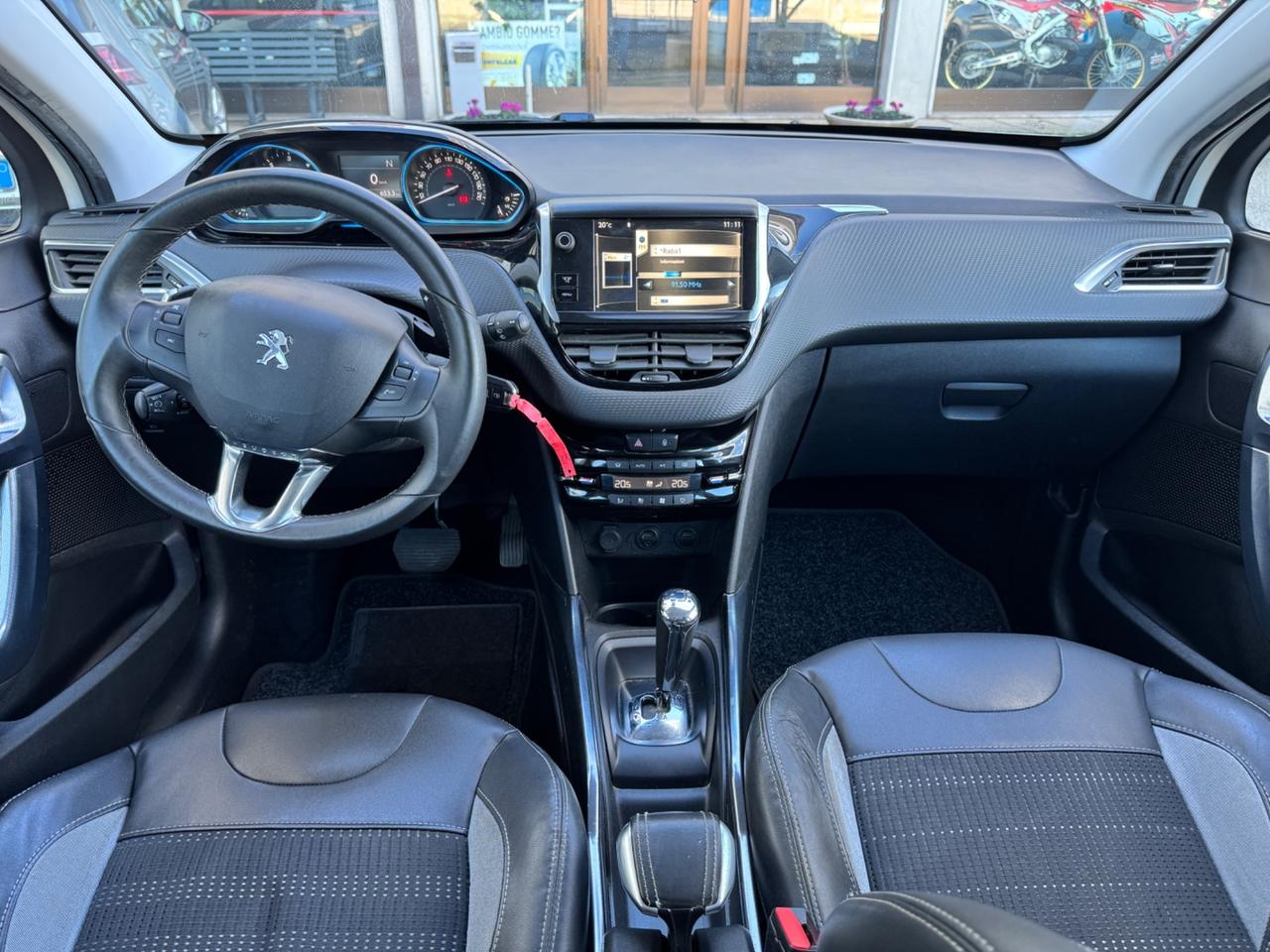 Peugeot 2008 1.6 e-HDi 92 CV Allure