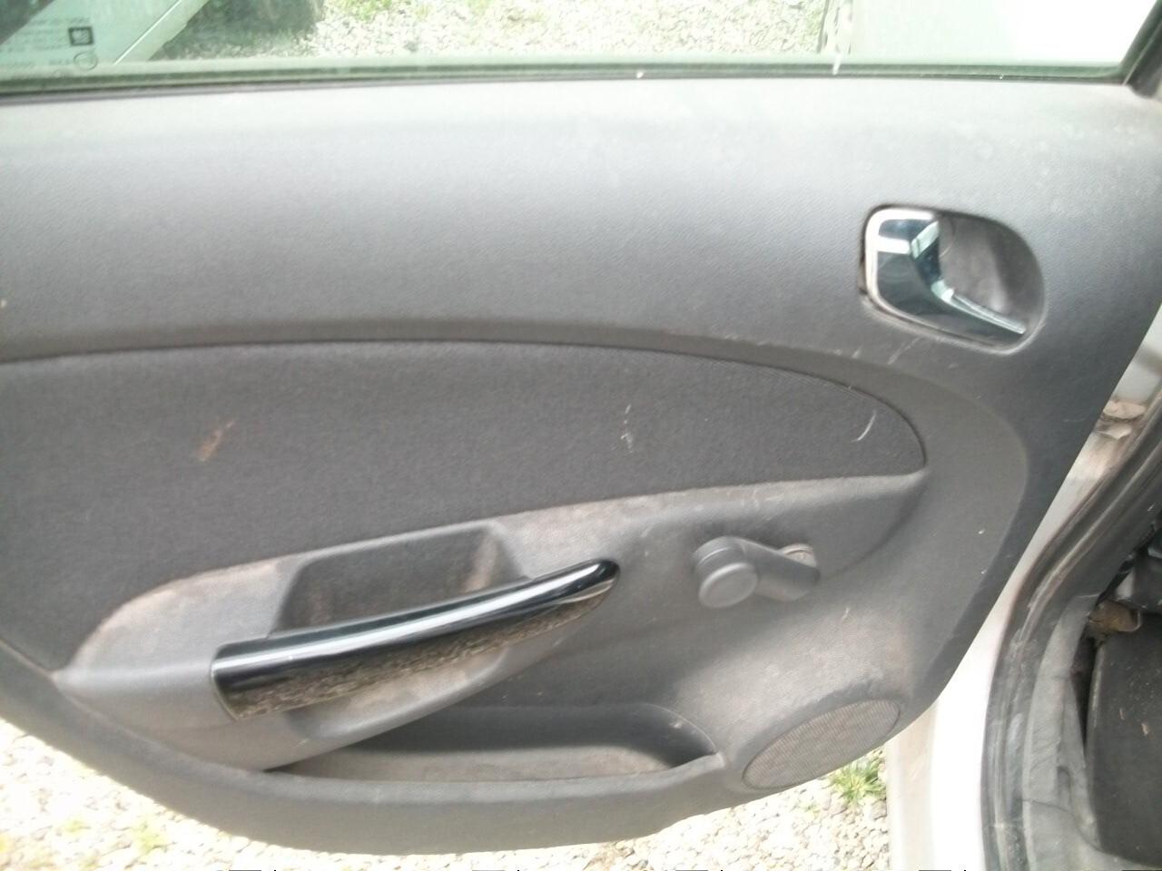 Opel Corsa DEL 23/03/2010 05 PORTE 1.3 CDTI KW 55 HP 75 MULTIGET KM 216900