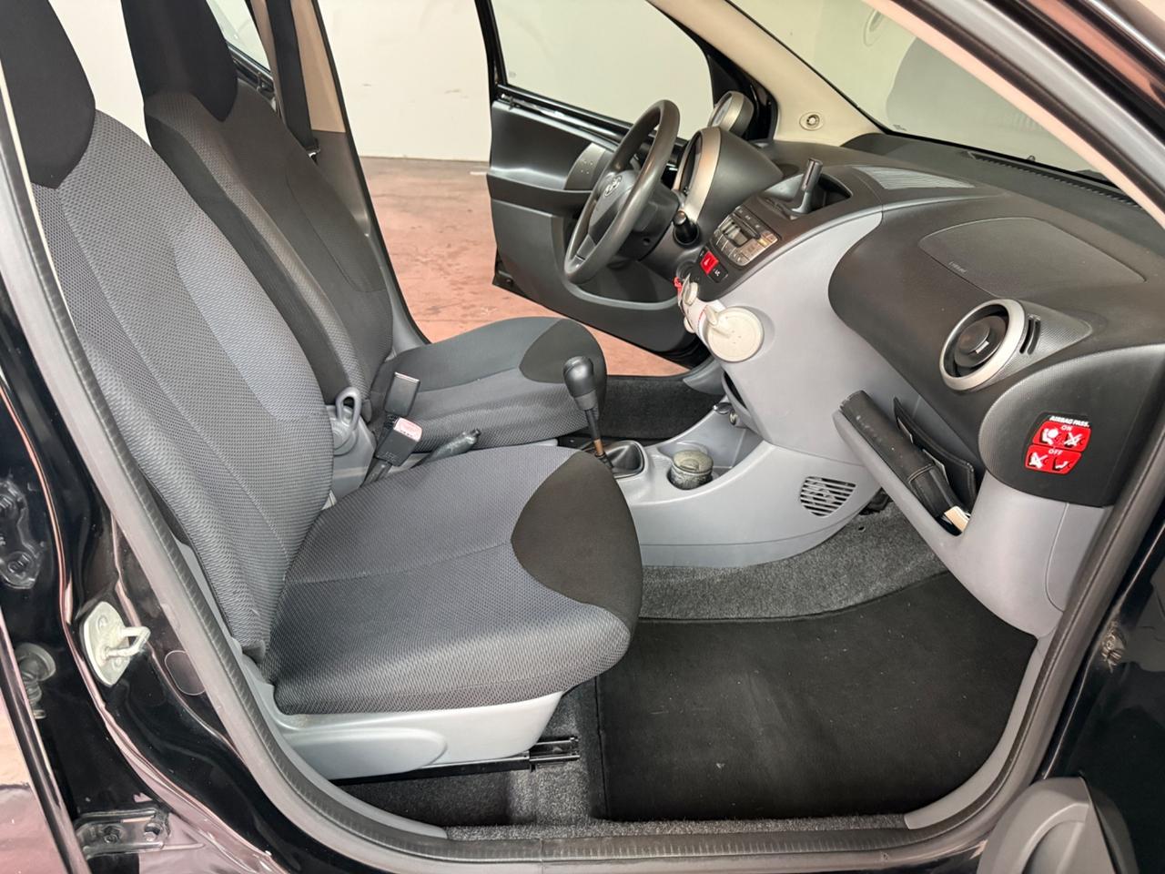 Toyota Aygo 1.0 12V VVT-i 5 porte