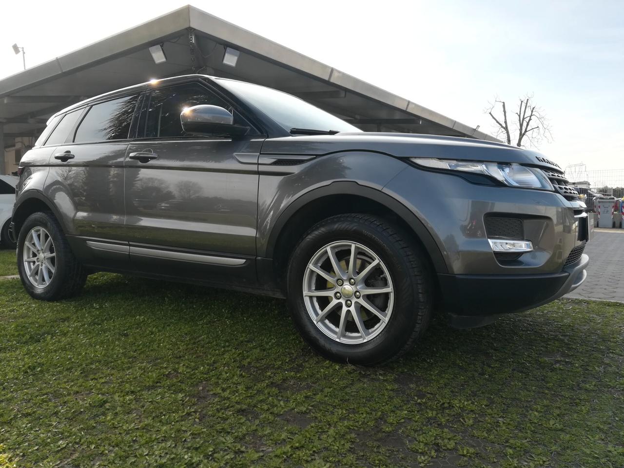 LAND ROVER - Range Rover Evoque - 2.2 SD4 5p. Pure - PERMUTE - FINANZIABILE