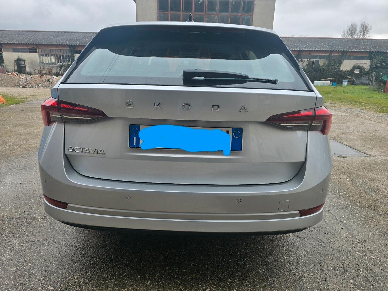 Skoda Octavia 2.0 TDI EVO SCR DSG Wagon Style