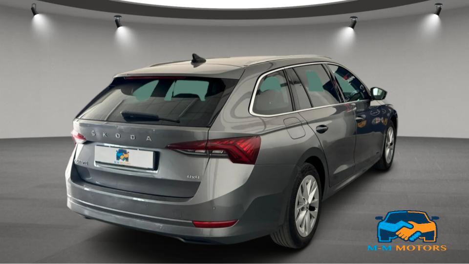 Skoda Octavia Wagon 2.0 TDI 4x4 150cv dsg GANCIO TRAINO