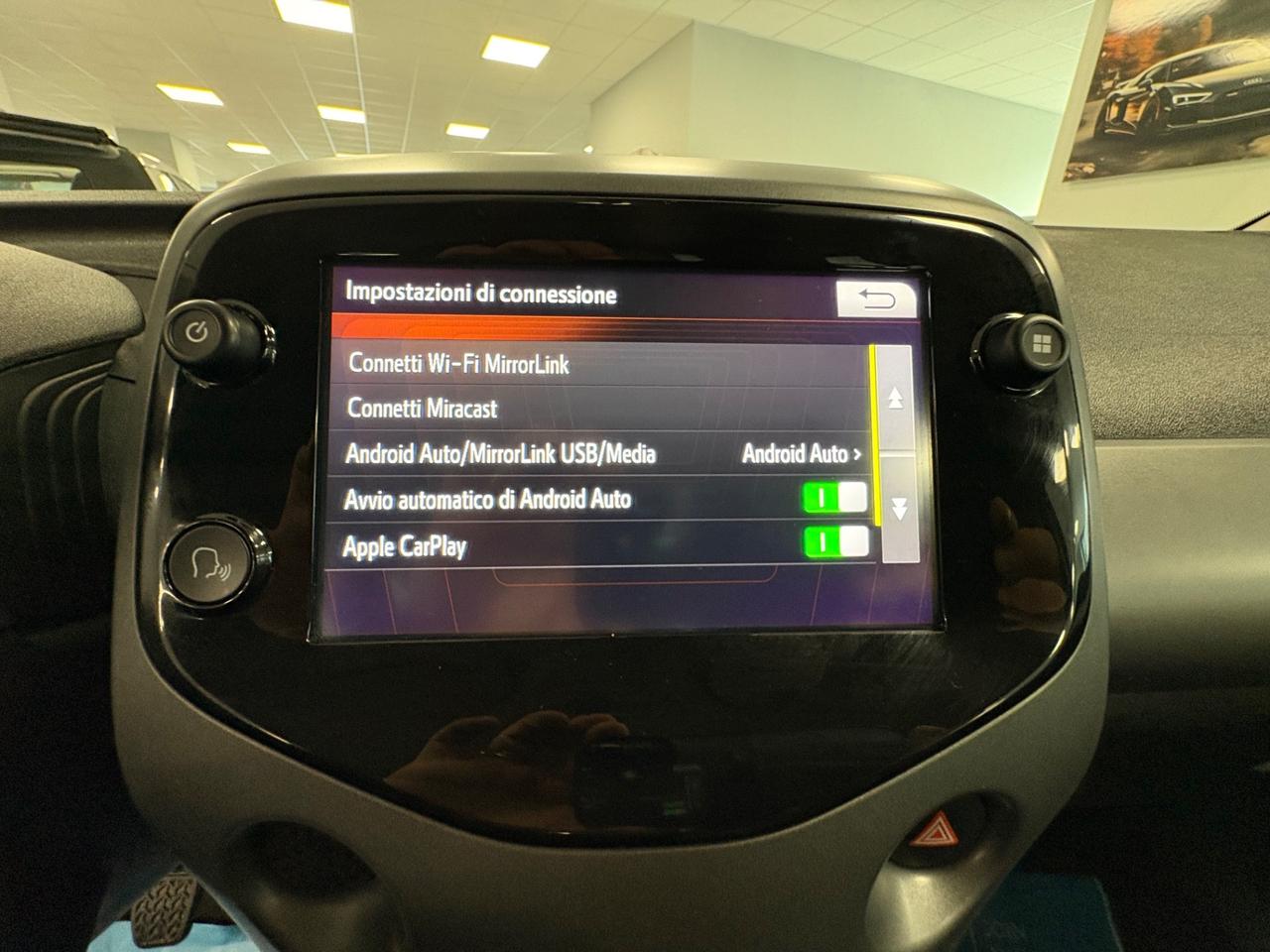 Toyota Aygo Connect 1.0 VVT-i 72 CV 5 porte x-fun