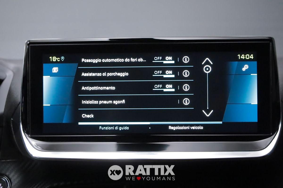 Peugeot e-2008 motore elettrico 100kW GT