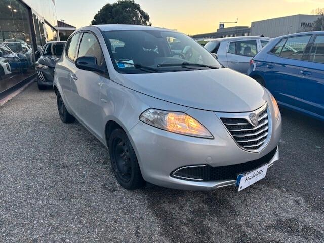 Lancia Ypsilon 1.2 69 CV 5 porte S&S Platinum