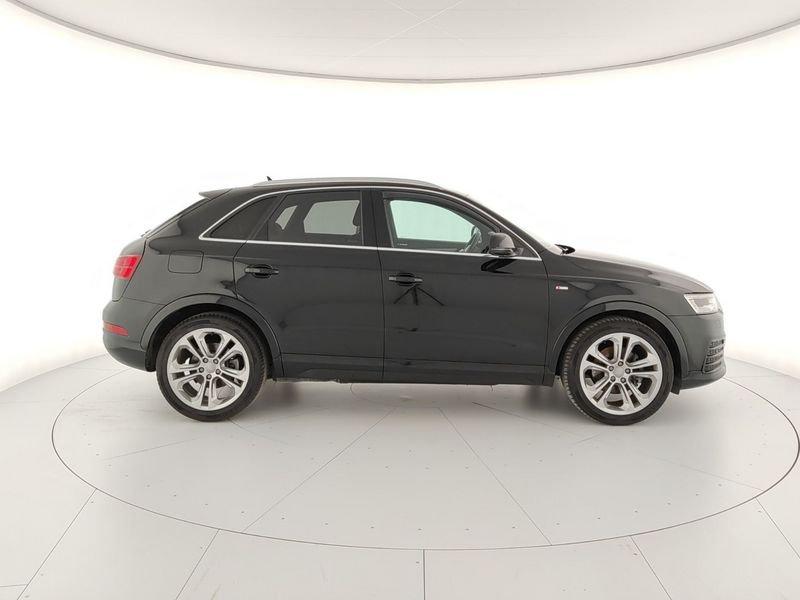 Audi Q3 2.0 TDI 150 CV S line Edition