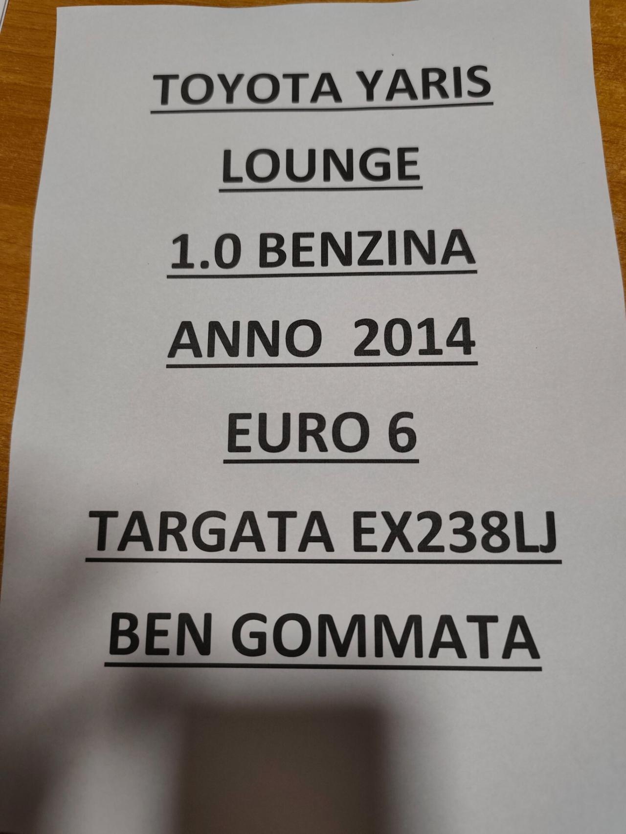 Toyota Yaris 1.0 BENZINA Lounge