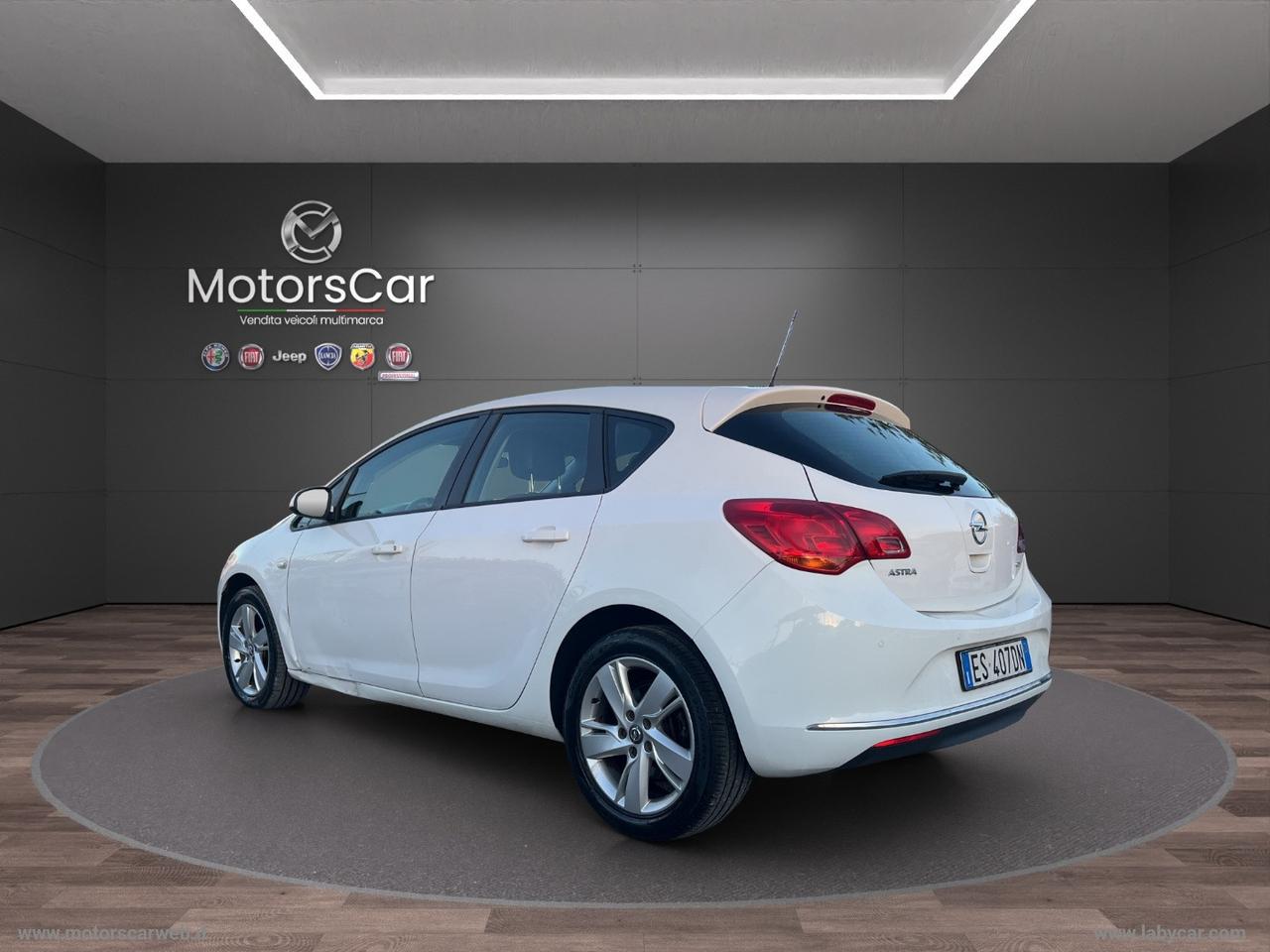 OPEL Astra 1.7 CDTI 110 CV 5p. Cosmo