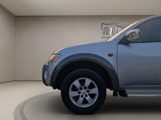 MITSUBISHI L200 2.5 DI-D/136CV Double Cab Invite