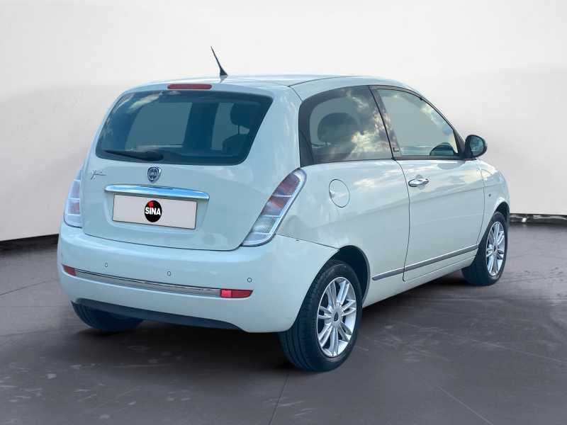 LANCIA Ypsilon 1.2 8v Diva 69cv