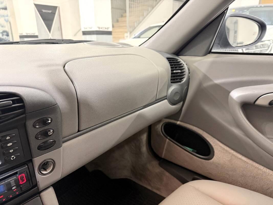 Porsche 911 Carrera 3.4 Carrera coupe TT3 ASI