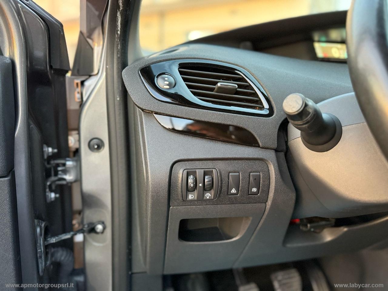 RENAULT Scénic 1.5 dCi 110 CV S&S Live