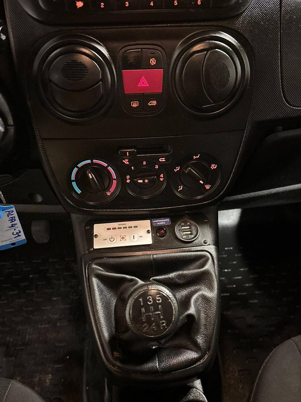 Fiat Fiorino 1.3 MJT 95CV Cargo Adventure