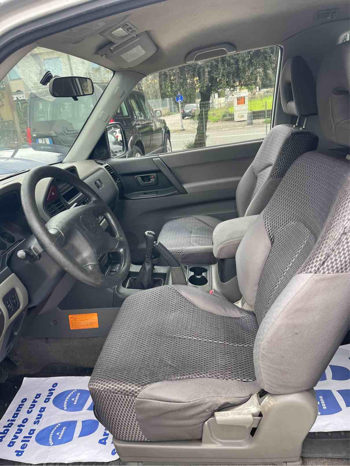 MITSUBISHI PAJERO - 2.5 TDI - SOLO 90 000 KM