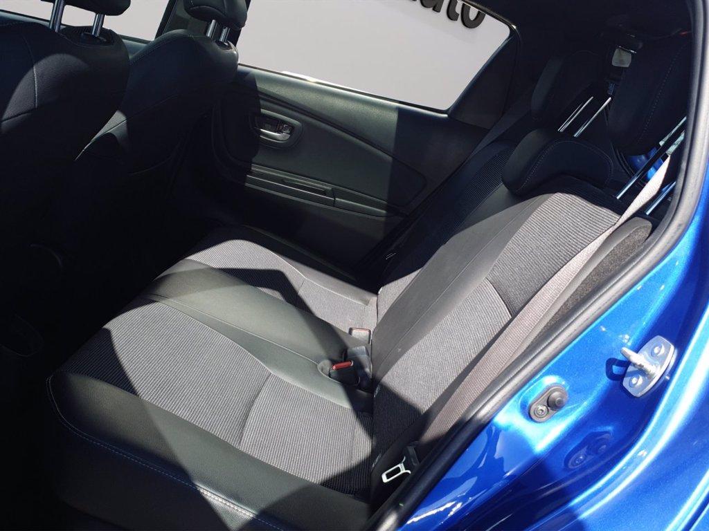 TOYOTA Yaris 5p 1.5h style my18 del 2018