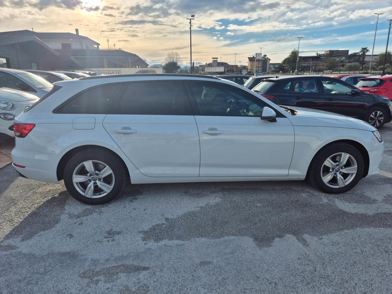 Audi A4 2.0 TDI 150 CV ultra S tronic Sport